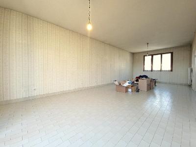 For sale 11 rooms 212 m2 Oise (60100) photo 2
