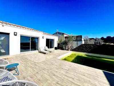 For sale IMPASSE AU CALME 4 rooms 126 m2 Gard (30800) photo 0