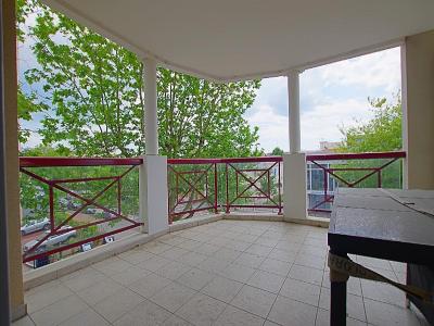 For sale 300M DES COMMERCES 4 rooms 94 m2 Vendee (85100) photo 0
