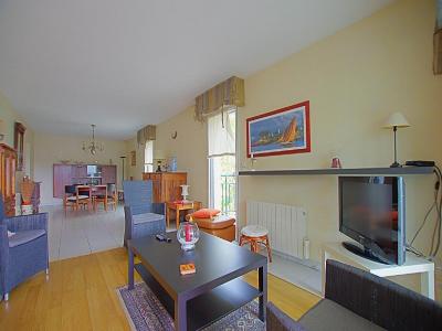 For sale 300M DES COMMERCES 4 rooms 94 m2 Vendee (85100) photo 4