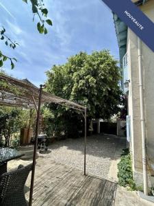 For sale Marseille-12eme-arrondissement 5 rooms 155 m2 Bouches du Rhone (13012) photo 3
