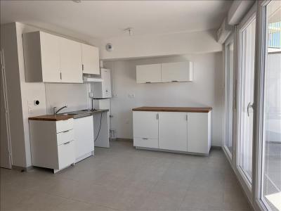 For rent Clermont-ferrand 1 room 29 m2 Puy de dome (63100) photo 0