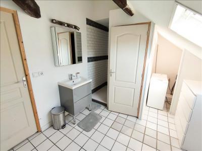 Louer Appartement Melun 705 euros