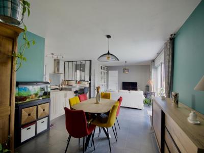 For sale Saint-vivien 4 rooms 101 m2 Charente maritime (17220) photo 2