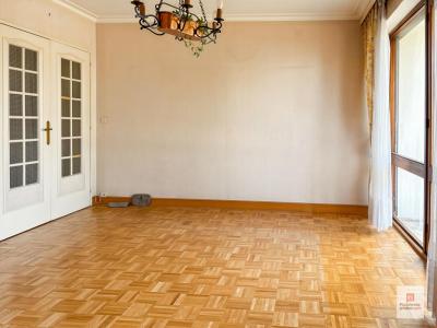 For sale Laval 5 rooms 90 m2 Mayenne (53000) photo 3