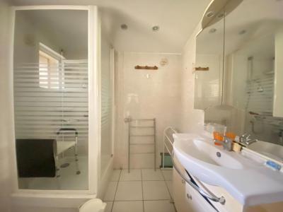 For sale Montussan 2 rooms 41 m2 Gironde (33450) photo 3