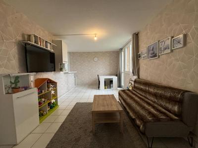 For sale Noisy-le-grand 4 rooms 65 m2 Seine saint denis (93160) photo 1