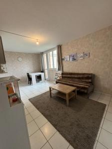 For sale Noisy-le-grand 4 rooms 65 m2 Seine saint denis (93160) photo 3
