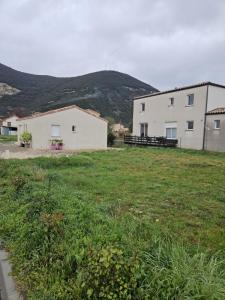 For sale Cruas 4 rooms 82 m2 Ardeche (07350) photo 3