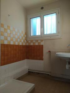 For rent Saint-martin-du-tertre 3 rooms 53 m2 Yonne (89100) photo 2