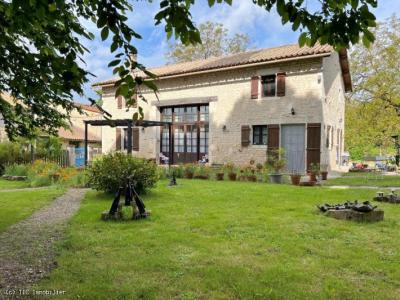 Annonce Vente 15 pices Maison Villefagnan 16