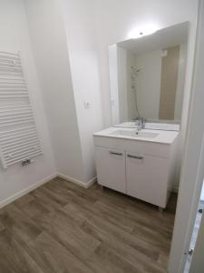 For rent Saint-herblain 3 rooms 63 m2 Loire atlantique (44800) photo 2
