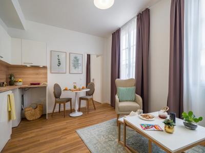 For rent Versailles 1 room 43 m2 Yvelines (78000) photo 1
