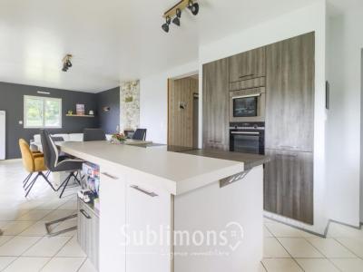 For sale Locmaria-grand-champ 7 rooms 145 m2 Morbihan (56390) photo 2