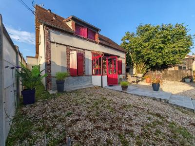 For sale 5 rooms 130 m2 Eure et loir (28240) photo 0