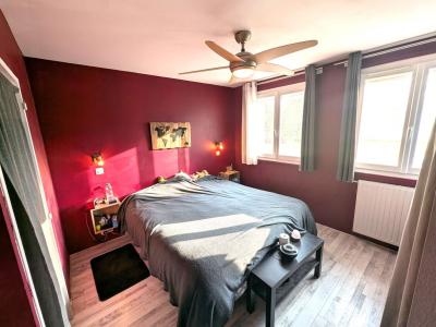 For sale RESIDENTIEL 5 rooms 103 m2 Loire (42153) photo 4