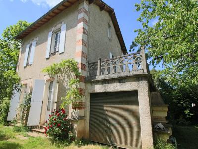 For sale 5 rooms 104 m2 Lot (46700) photo 0