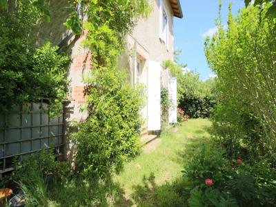 For sale 5 rooms 104 m2 Lot (46700) photo 1