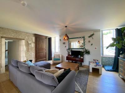 Acheter Maison 366 m2 Blanzac-porcheresse