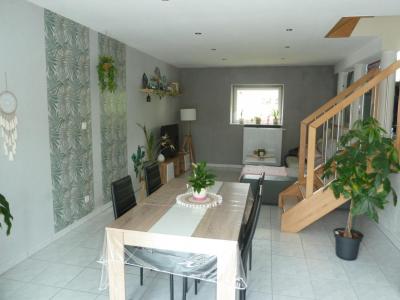 Louer Appartement 71 m2 Niedermodern