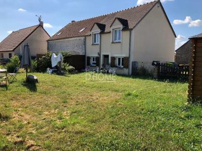 Louer Maison Gastins 990 euros