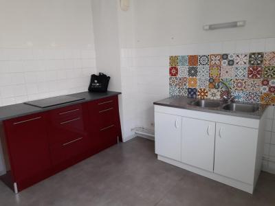 For rent Contrexeville 4 rooms 99 m2 Vosges (88140) photo 3