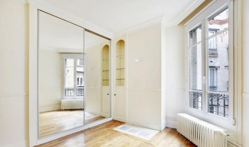 Louer Appartement 67 m2 Paris-17eme-arrondissement