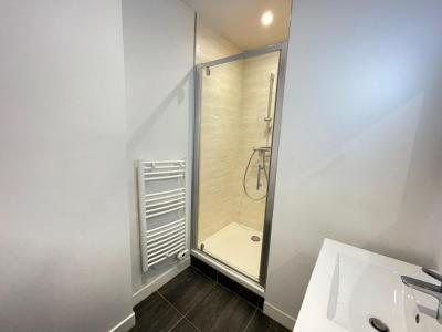 For rent Marseille-1er-arrondissement 2 rooms 40 m2 Bouches du Rhone (13001) photo 4
