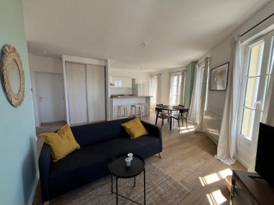 For rent Marseille-2eme-arrondissement 4 rooms 88 m2 Bouches du Rhone (13002) photo 4