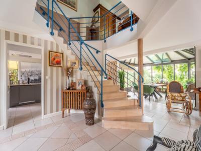 For sale Chasselay 7 rooms 185 m2 Rhone (69380) photo 4