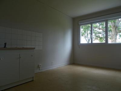 For rent Villeneuve-sur-yonne 3 rooms 66 m2 Yonne (89500) photo 2