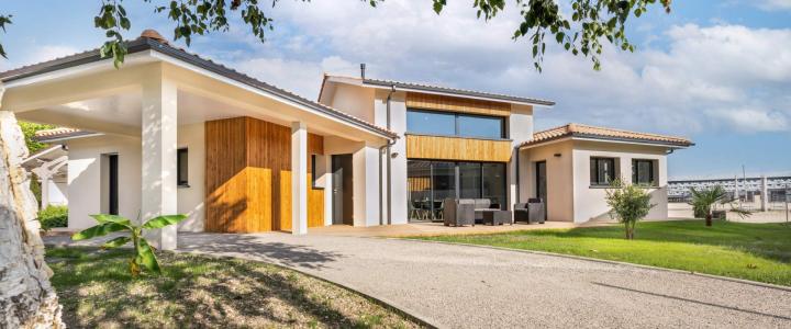For sale Blanquefort 1005 m2 Gironde (33290) photo 1