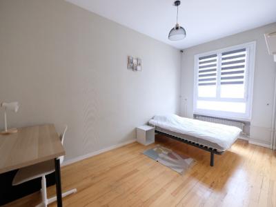 For rent Saint-etienne 4 rooms 100 m2 Loire (42000) photo 2