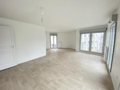 For rent Rennes 5 rooms 83 m2 Ille et vilaine (35000) photo 4