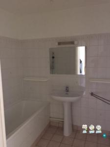 For rent Grenoble 3 rooms 66 m2 Isere (38000) photo 4