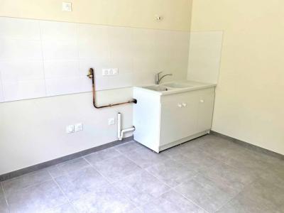 For rent Pont-sur-yonne 4 rooms 90 m2 Yonne (89140) photo 4
