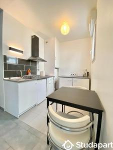 For rent Meaux 1 room 25 m2 Seine et marne (77100) photo 1