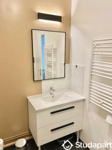 For rent Meaux 1 room 25 m2 Seine et marne (77100) photo 4