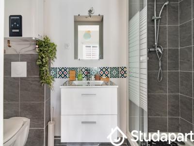 Louer Appartement Saint-genis-laval 780 euros