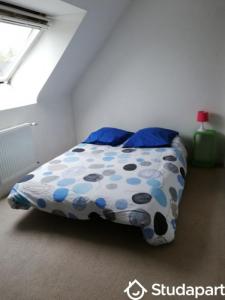 For rent Saint-jacques-de-la-lande 1 room 12 m2 Ille et vilaine (35136) photo 2