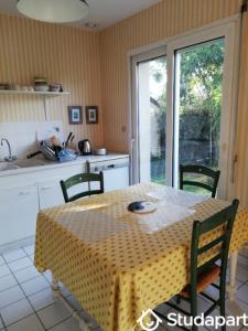 For rent Saint-jacques-de-la-lande 1 room 12 m2 Ille et vilaine (35136) photo 3
