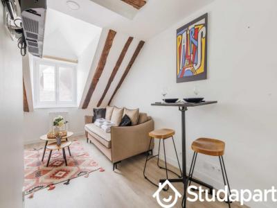 Louer Appartement 14 m2 Paris-7eme-arrondissement