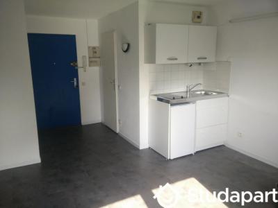 For rent Champs-sur-marne 1 room 27 m2 Seine et marne (77420) photo 1