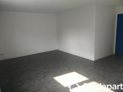 For rent Champs-sur-marne 1 room 27 m2 Seine et marne (77420) photo 4