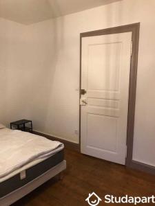 For rent Strasbourg 1 room 15 m2 Bas rhin (67200) photo 2