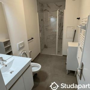 For rent Ivry-sur-seine 1 room 29 m2 Val de Marne (94200) photo 2