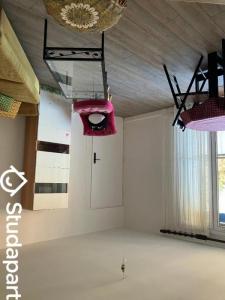 For rent Tours 1 room 9 m2 Indre et loire (37200) photo 2