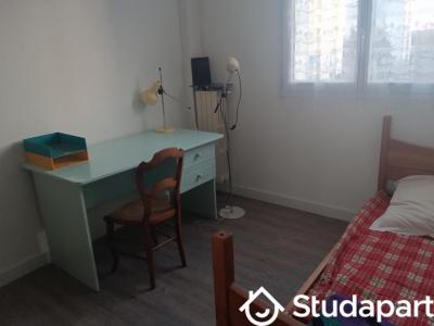 For rent Tours 1 room 9 m2 Indre et loire (37200) photo 4