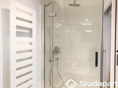 For rent Rennes 3 rooms 92 m2 Ille et vilaine (35000) photo 2