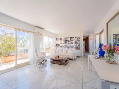 For sale Nice 4 rooms 122 m2 Alpes Maritimes (06000) photo 2